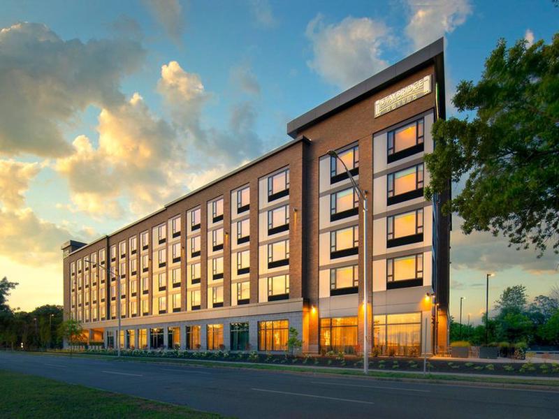 BB67C5B14AD76D2AC38209A75EE84D3E