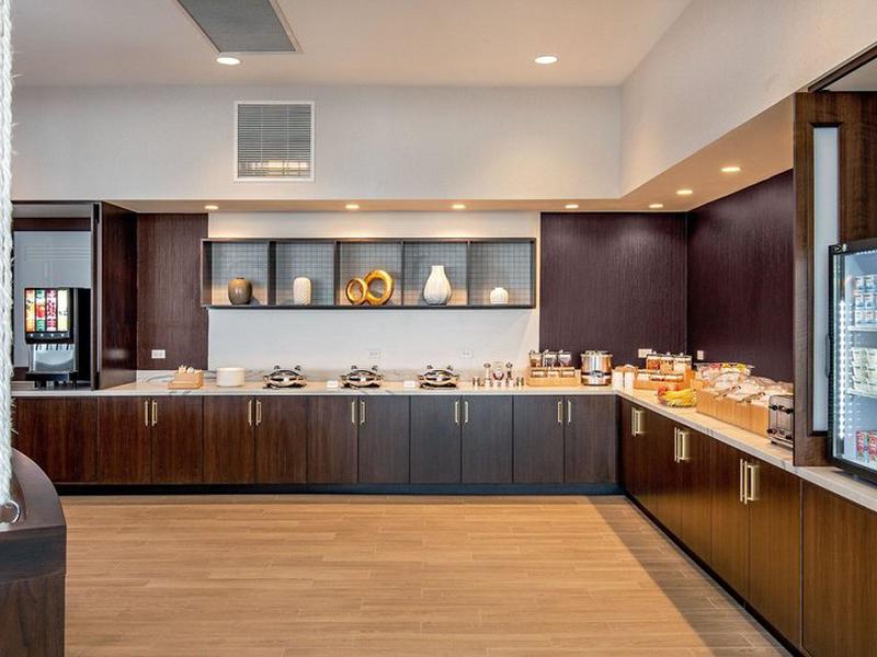 76D6A05AA6C01F4E30450F8724C20213