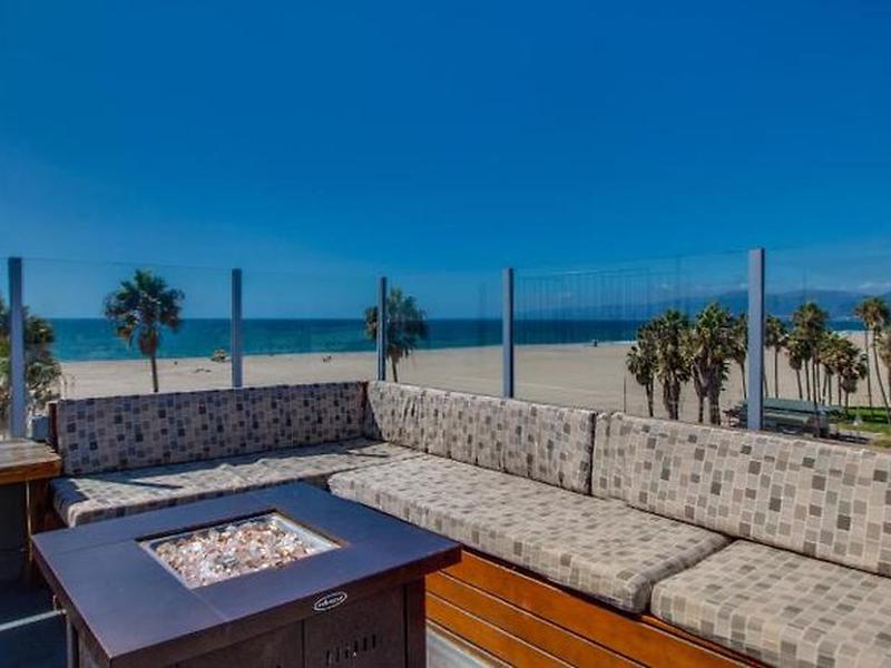 7636B9C0EEDAA08775CB50A3E2B45400