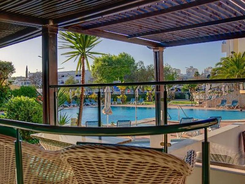 653DAD23A603DD6D3F81AB9DFD705804