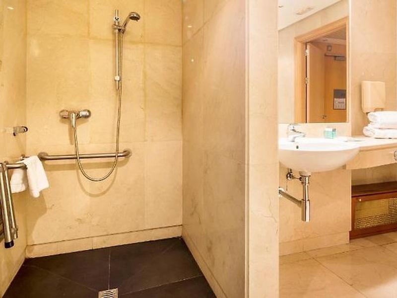 1B1A9752BCA313BB5C0FF4E3A99D9FB0