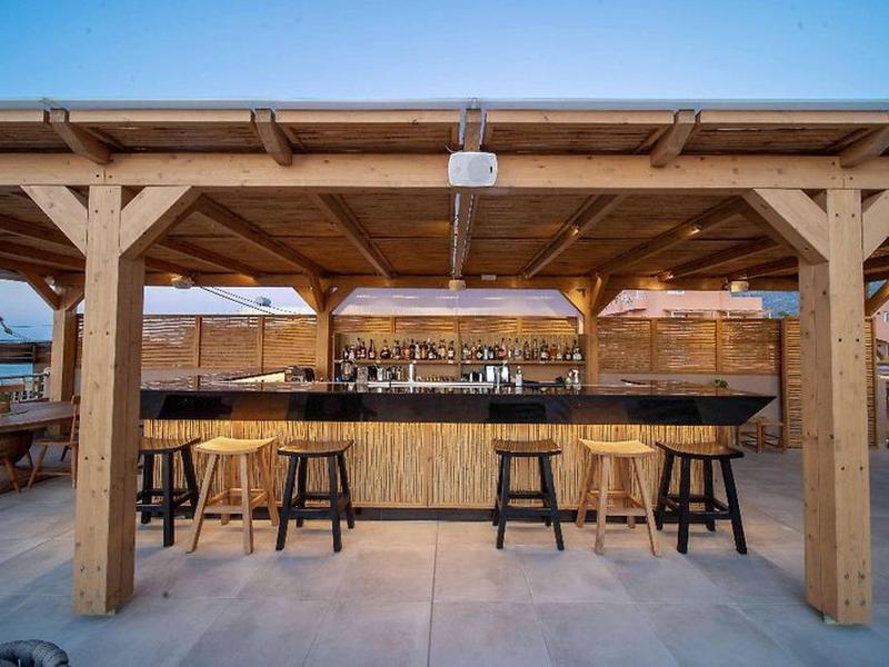 50ED332982E25325FB56F38E815C0B81