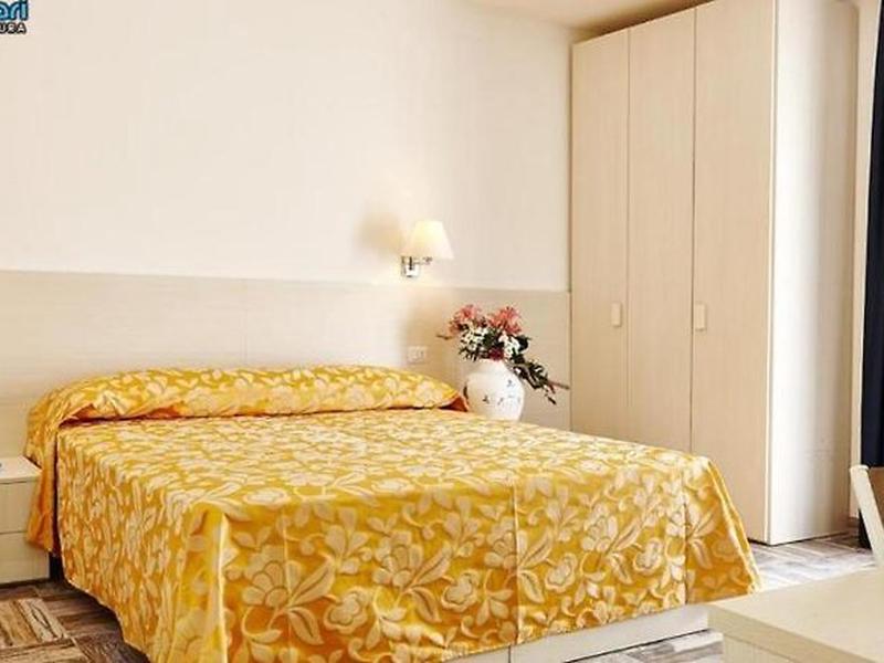 220296549AFE57A67DCB4DFD2B8746A9