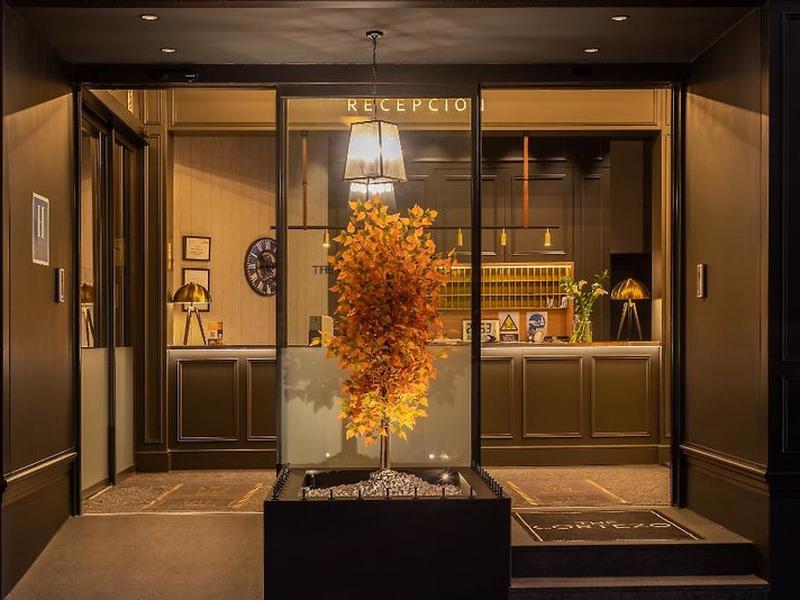 F0C051473F50D8989A18D41019C79478