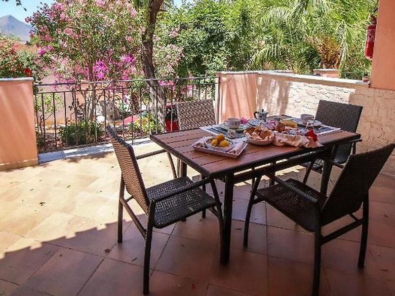 413DA3EC05C230F998268C632B70C9F7