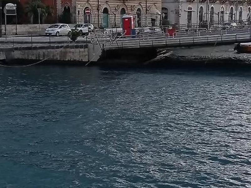 E07900B202EF2ACD31F25680741A4DC3