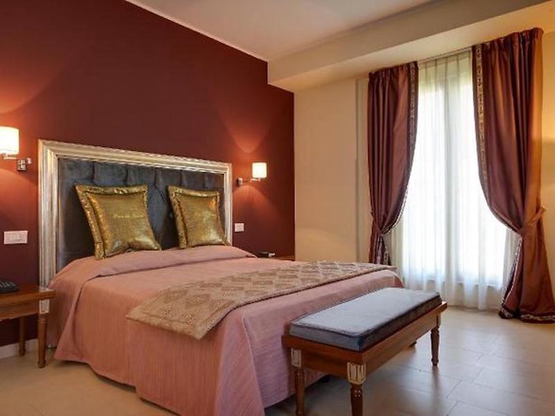 B86F770602A0F2C6589598B4A2AC76F8