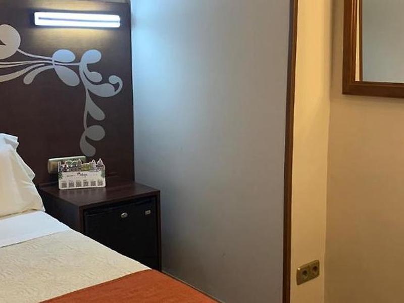 9180C6E5E64851D2D4223D62214676DB