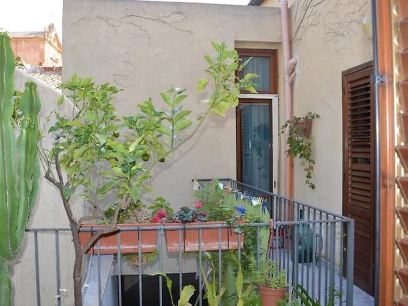 6406C6F13B087C0700B50C90FBE0934E