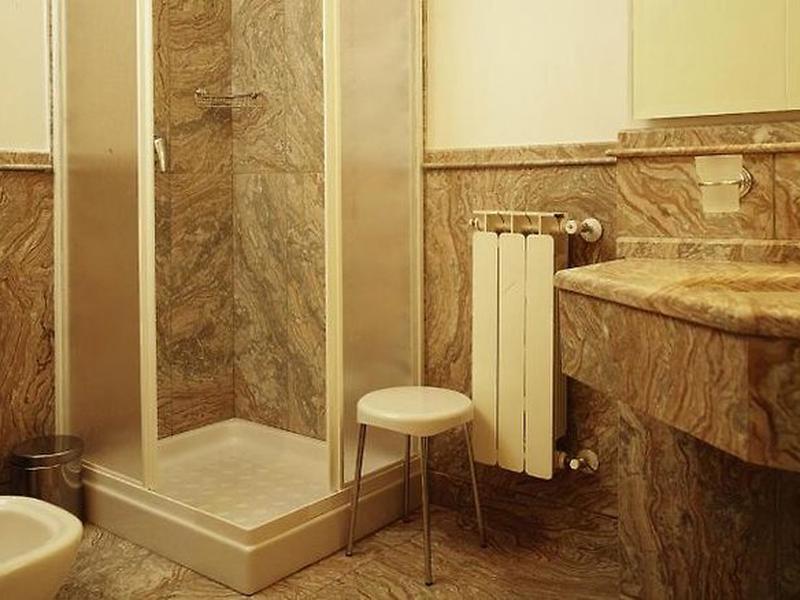 57728D9DE880AA1296F5ADBD28D8FCB7