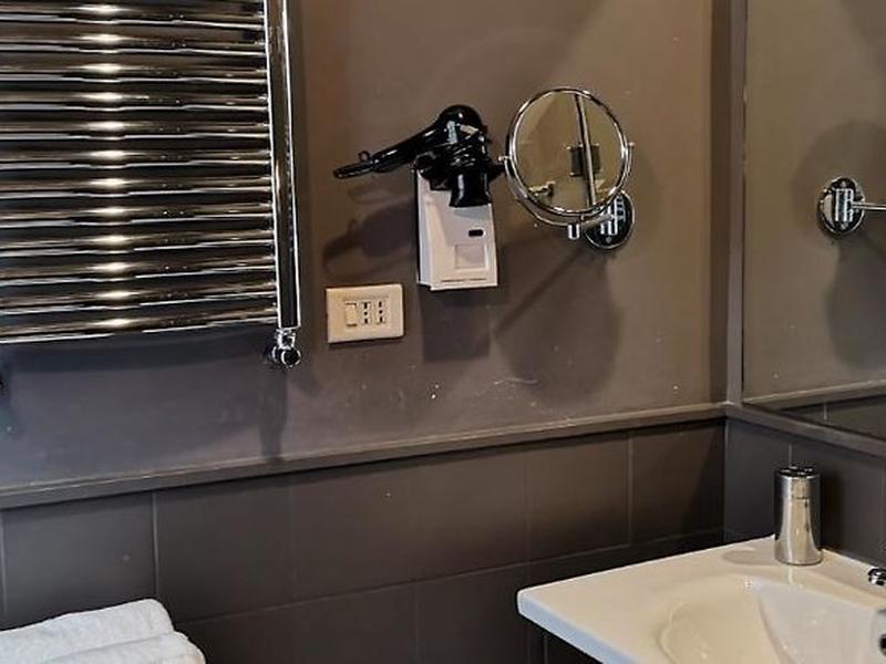 29060FA8DC84511DD543F1B036B7E762