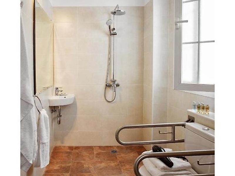 A5FF27322C9501433460B8BA870B6EFC