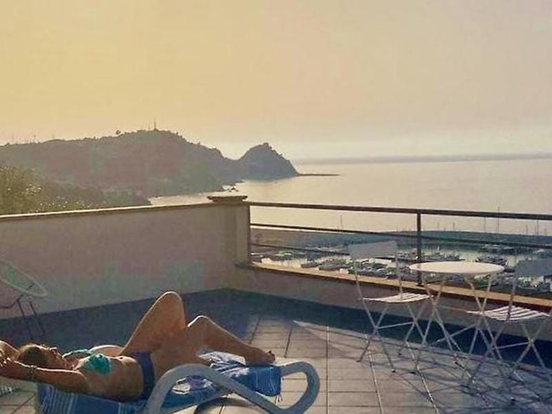 4753AA0E185601BB95E41E4562F5005C