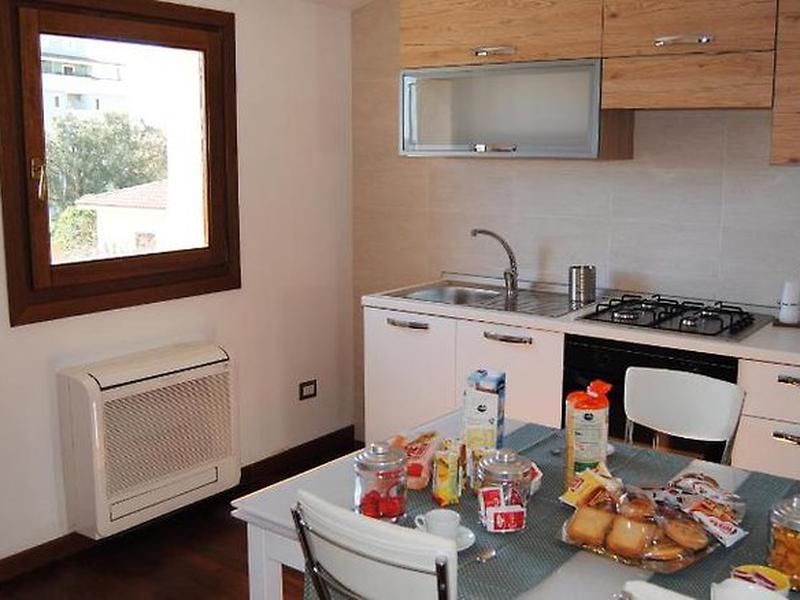 356D0118240ED05557D844180A4F078B