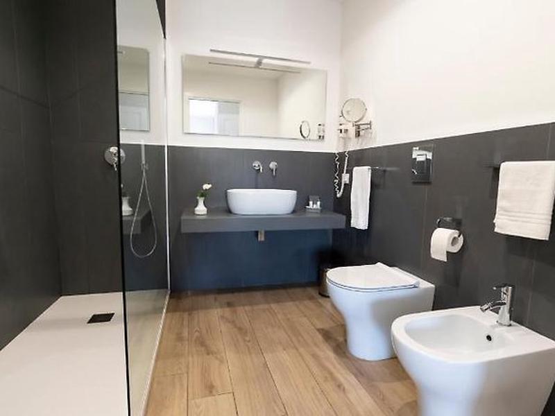 15B700F1C170CCDDC600027EE304776C