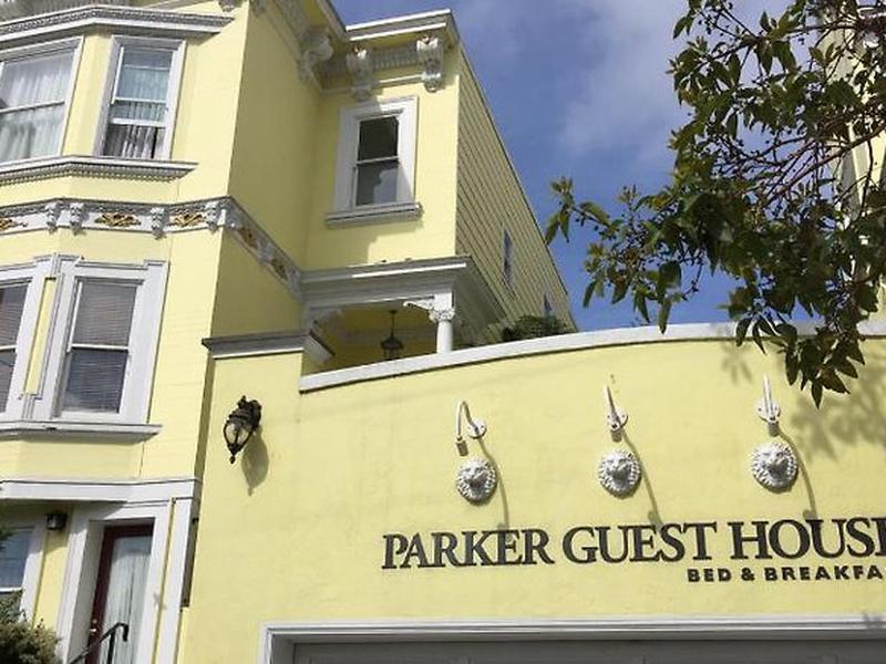 046A00ECC82B4E2889E3E9713D8008BB