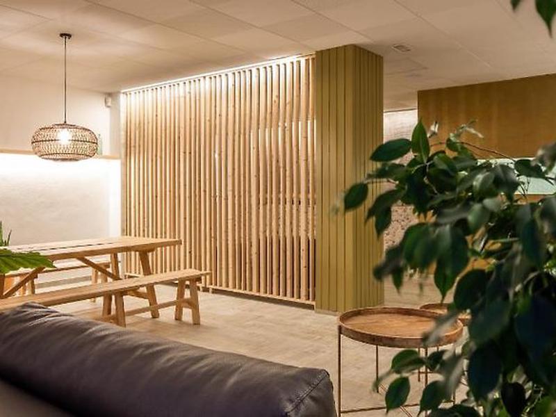 3EC183650F438B884A633F2ADC64CD85