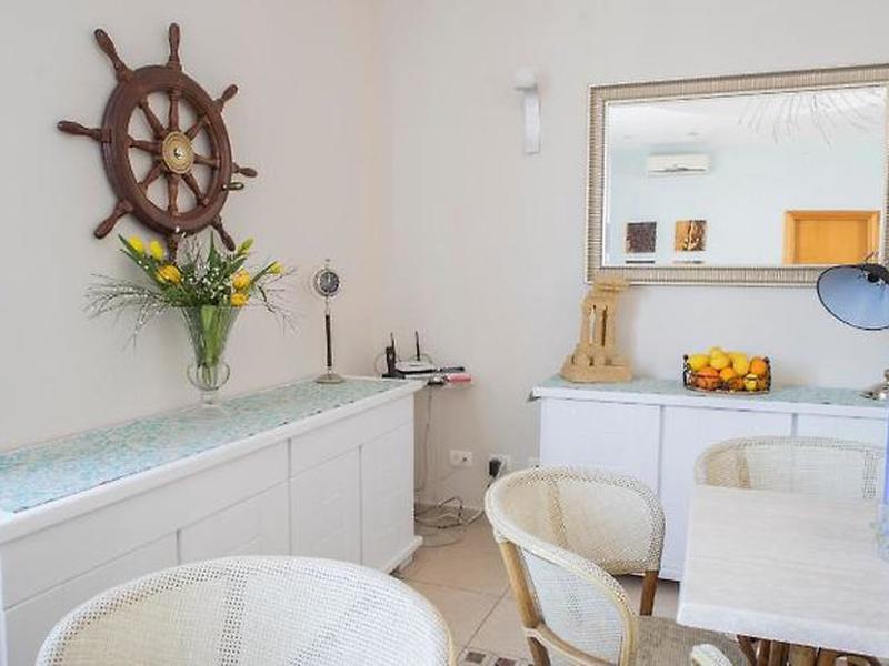 02342EFFE1BDECA02CFDA7B957EC6A9D