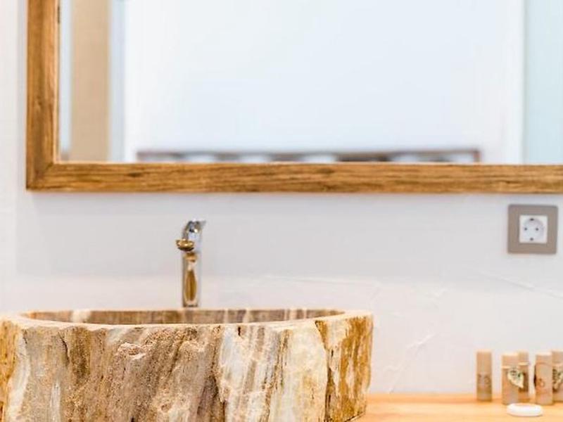 4FF648FF8226AD158D2F22DA4851EC41