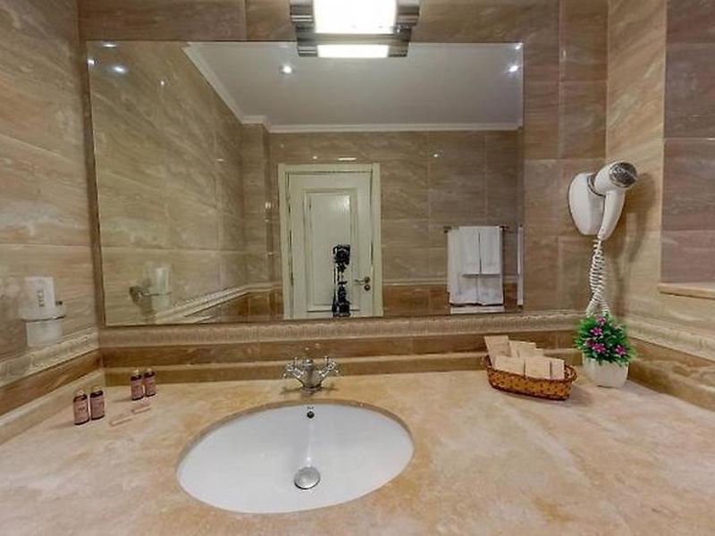 9F87D5FE90B0349F4EE76FBBED387E16