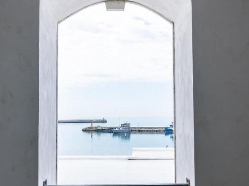 65359BEB8005DC6D4E4F419CF9DA7F30