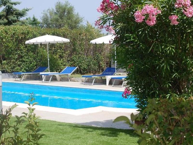 88F164F6FB503F3EDF1F0B15DD56696F