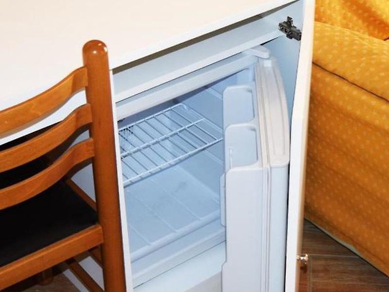 159CF4C5D3263C6BBEC431B1FE7E873F