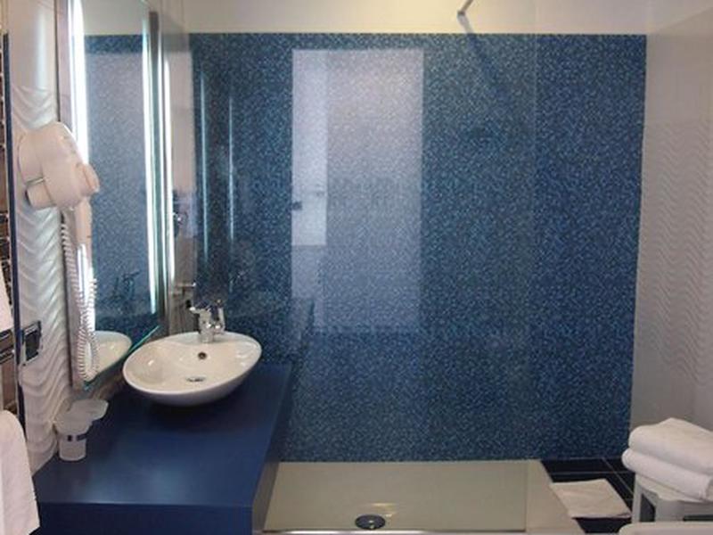 C35729CE34D976A6EA714071A9D7C7E5