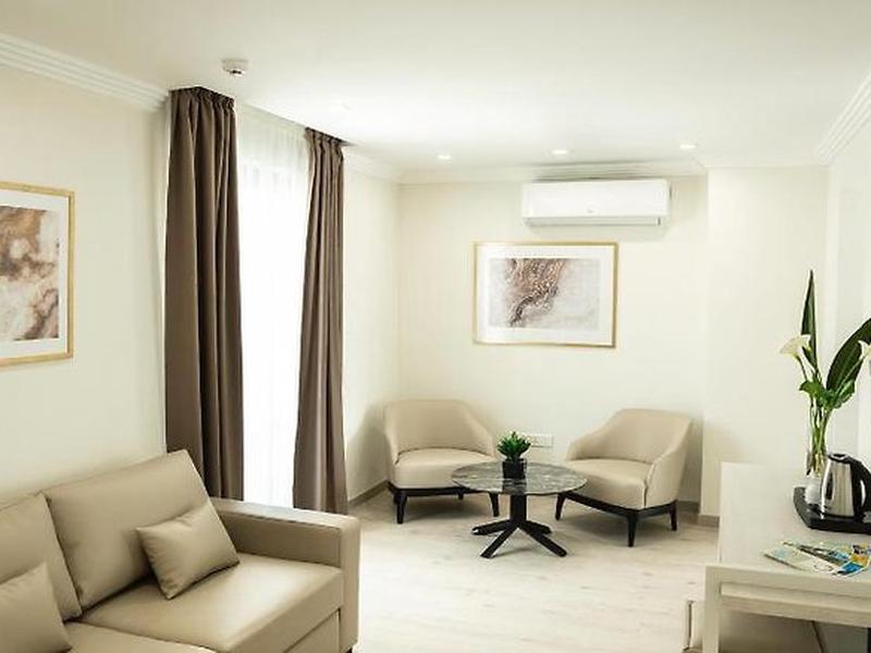 92BA48D6ECBCF1A14D643ED29E777816