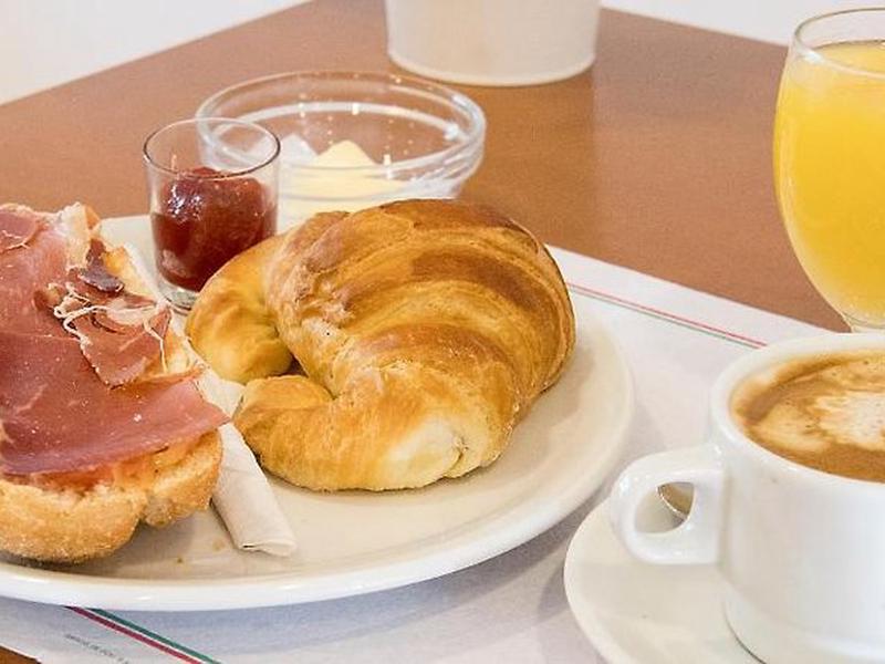 39E00FA30C259632A828330D621626EE