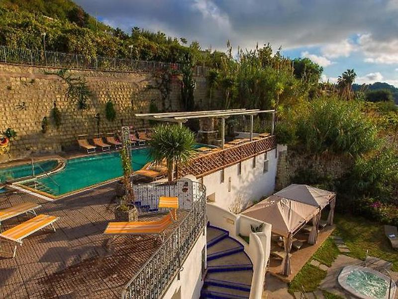 24D7FB0166ED41570FD6C925C19FBAC2