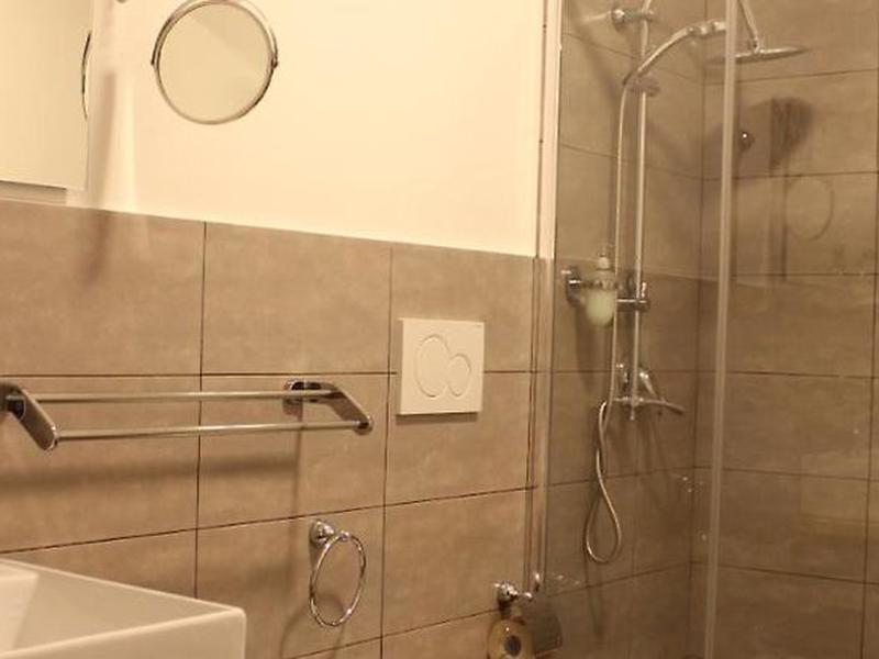 A86692CC1CD389AD8051550E4094E8B9