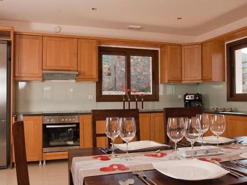 6F0194C70A5AD67983816516E82B8B04