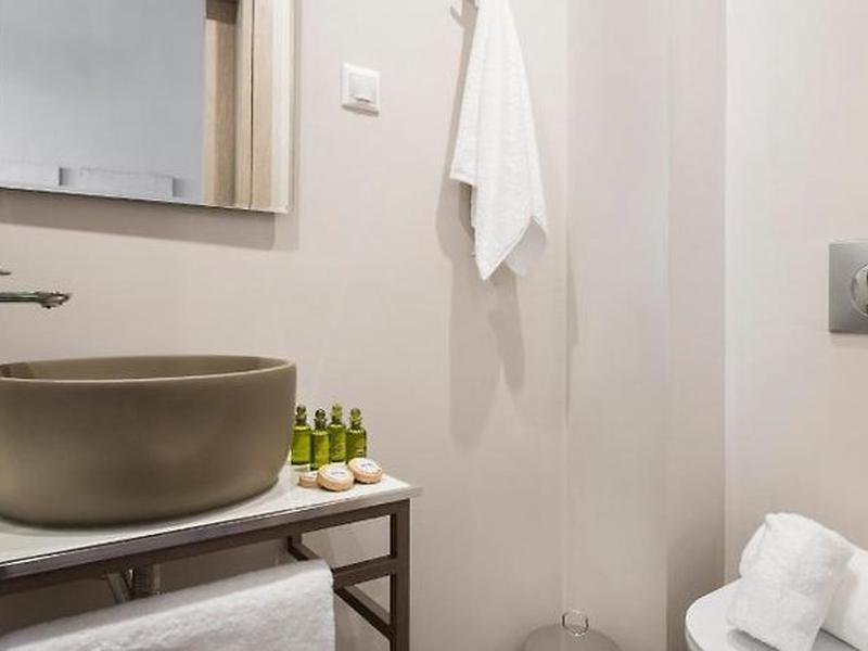 1EBC487824B7EFA2EC84A630FD18EB18