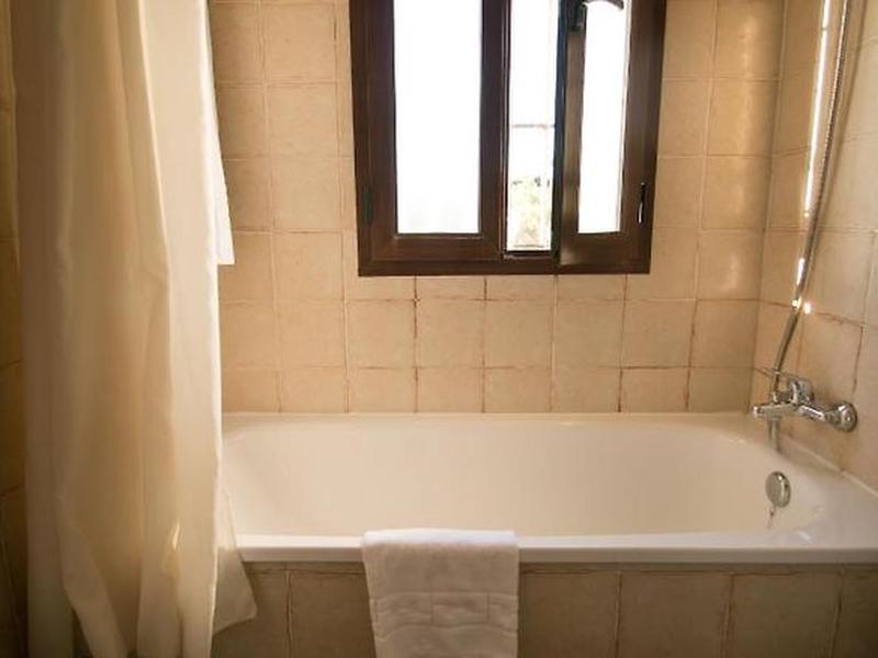 7544BF62A64DE2DB0FFFB3383541338C