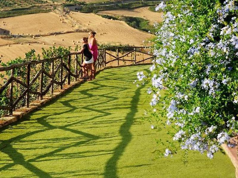 CC19697AA8FFC6E87C806F189B6B3EC3