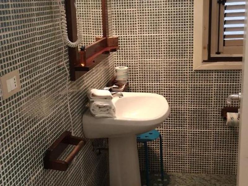 610235EB75D7E9C9B7466B9DD82F1F87