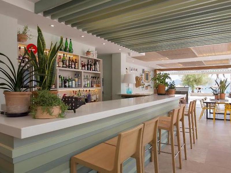 5CAD47DD836464C20773D46FAFB6974E