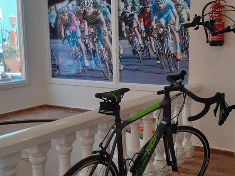 3A97B366FEE8C8113A3E6610297635AC