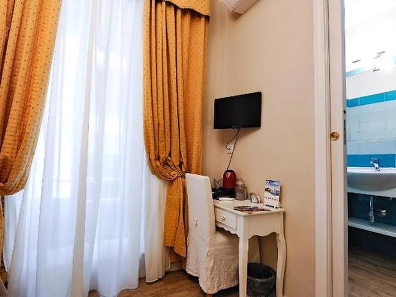 832105F265176E5F7C0BAC9FAA7FEE0B