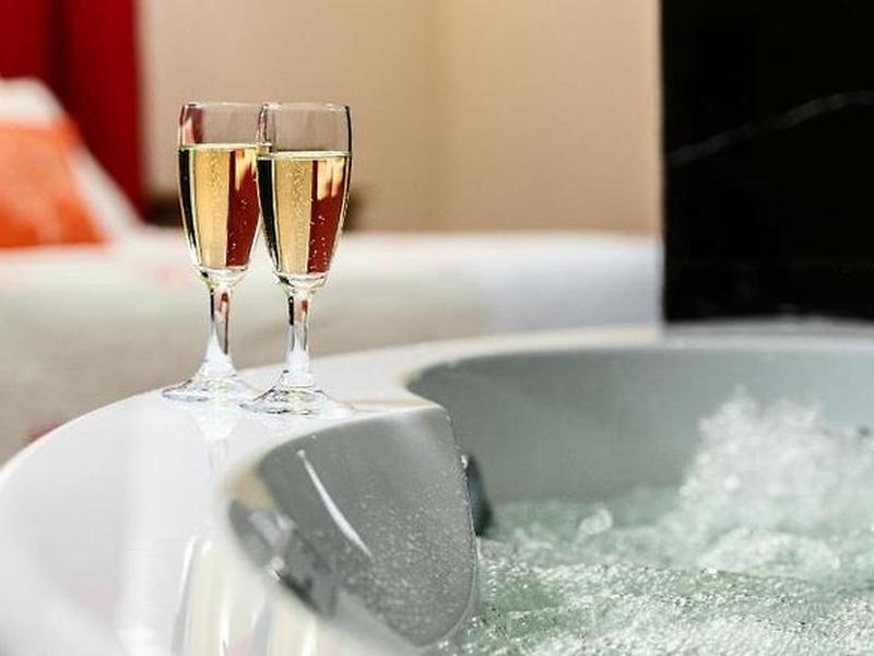 123F6026B8D95477DC973F7454340D22