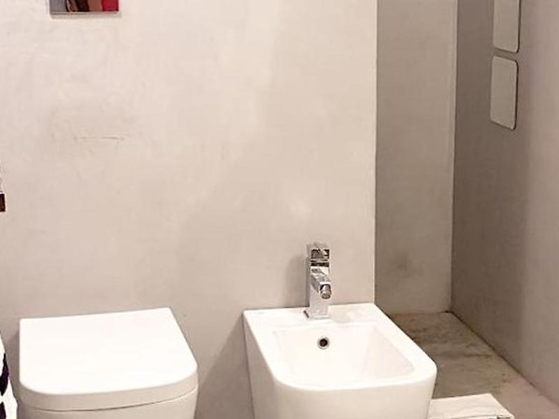 1733797B5F3525D2F6055B08910F7221