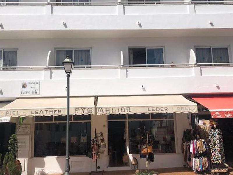 810C0BFC70137C98C15A97E09F3677FC