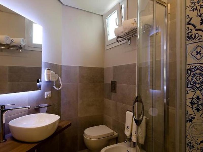 FDCDE314B4AE7DD4536E1097C0AE7B36