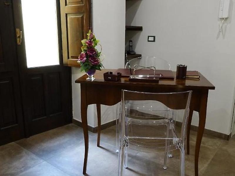 5DD676B7638F74803E126586A94C59A8