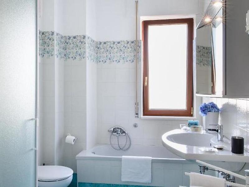 7FDC044B946BE136B8A288197B190DE7