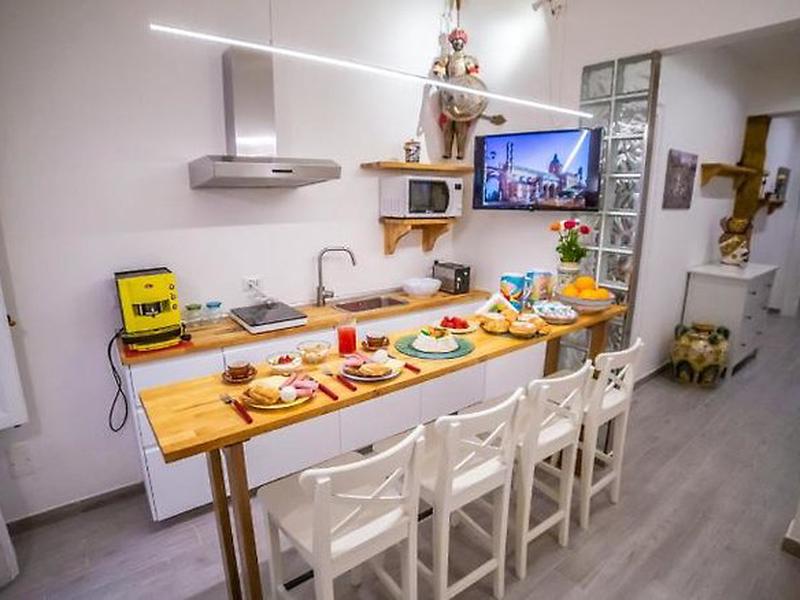 D894305DE695E7F77962055C070237BD