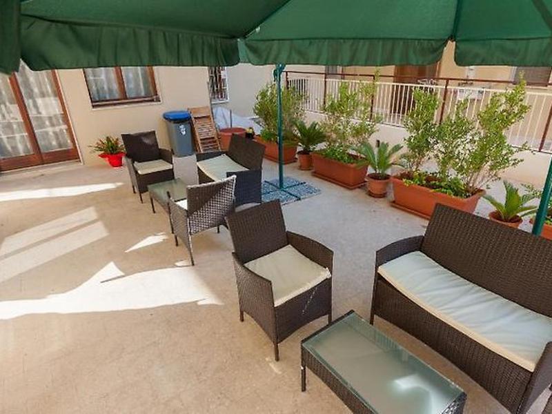 36C17F053DD0F40EA7246BA2C34BE1AF