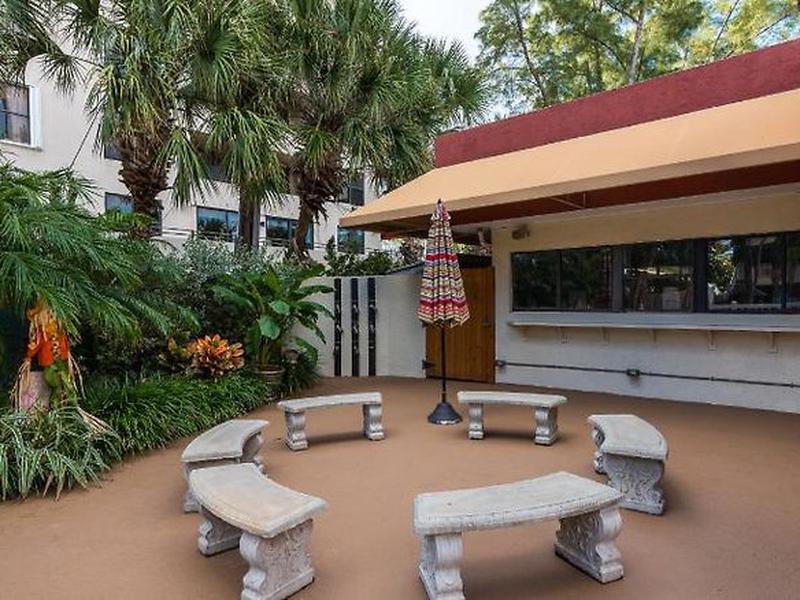 6E5996E3BAC03EE30469277FDA53AB76