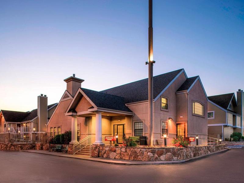 D4AB19727264C20D92FE764F2C318881